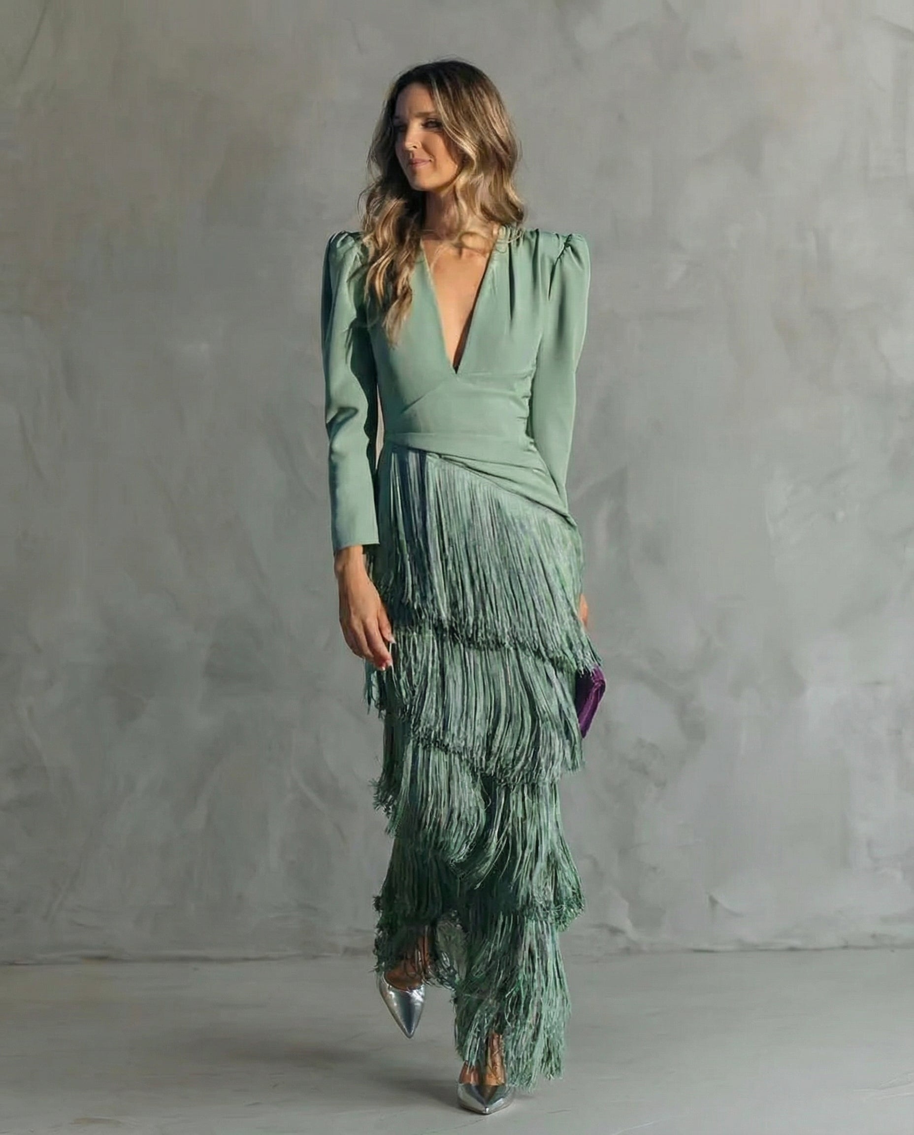 Chiara | Vestido Elegante Mangas de Flecos